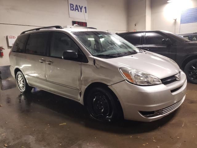 2005 Toyota Sienna CE