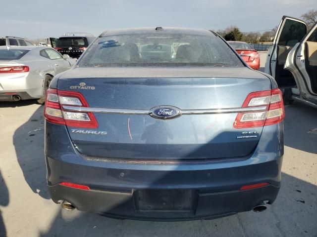 2018 Ford Taurus SEL