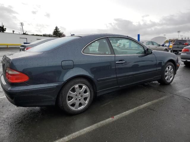 2000 Mercedes-Benz CLK 320