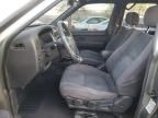 2000 Nissan Pathfinder LE