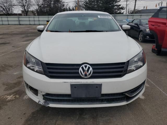 2013 Volkswagen Passat S