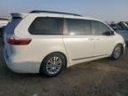 2016 Toyota Sienna XLE