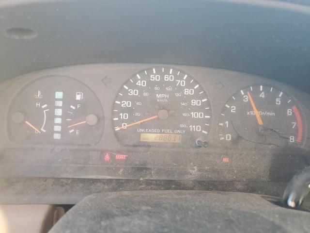 2000 Nissan Frontier King Cab XE