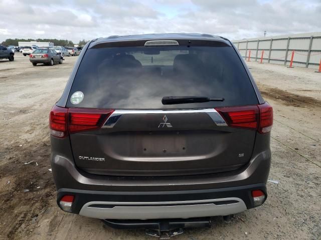 2020 Mitsubishi Outlander SE