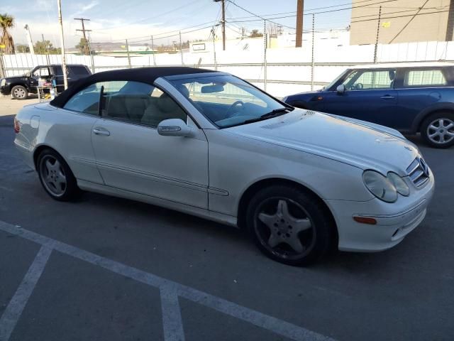 2005 Mercedes-Benz CLK 320