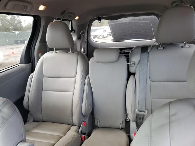 2020 Toyota Sienna XLE