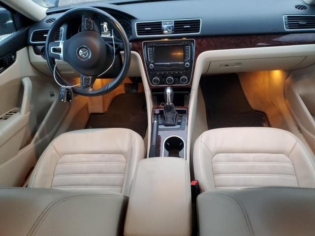 2013 Volkswagen Passat SEL