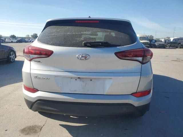 2016 Hyundai Tucson SE