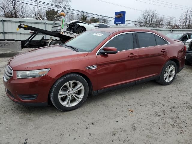 2014 Ford Taurus SEL