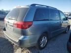 2004 Toyota Sienna XLE