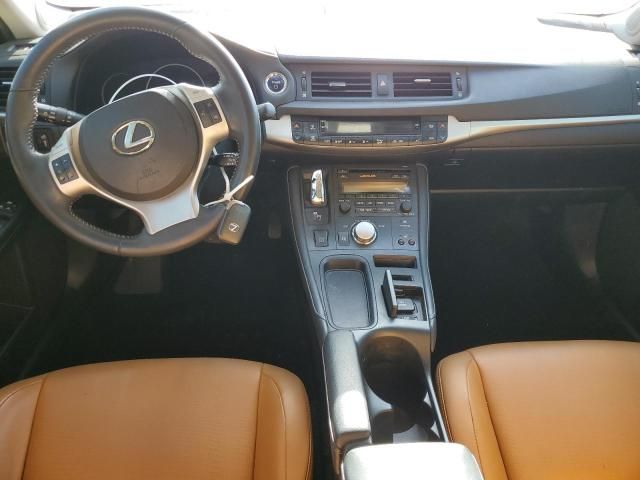 2013 Lexus CT 200