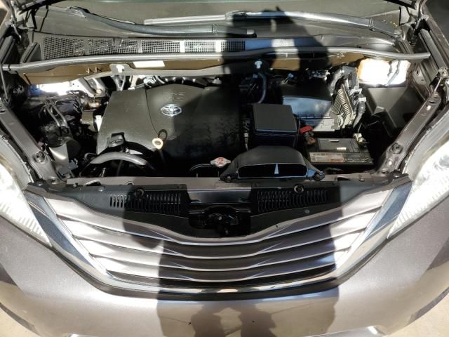 2017 Toyota Sienna XLE