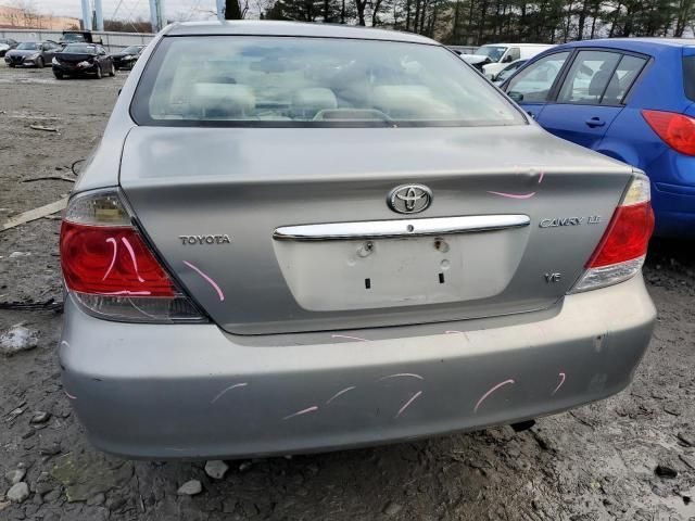 2005 Toyota Camry LE