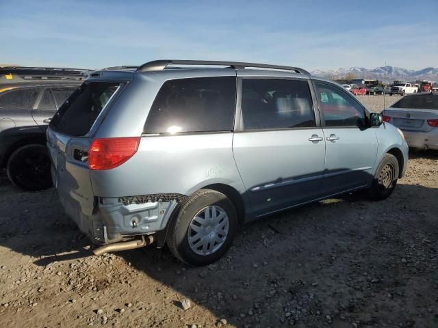 2010 Toyota Sienna CE