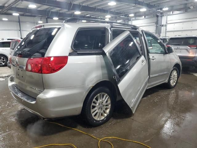 2007 Toyota Sienna XLE