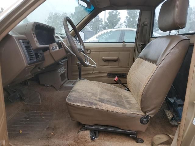 1987 Mazda B2200 Short BED