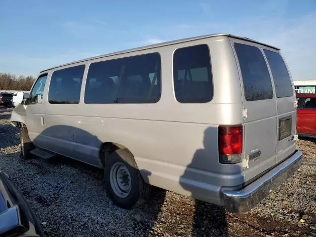 2013 Ford Econoline E350 Super Duty Wagon