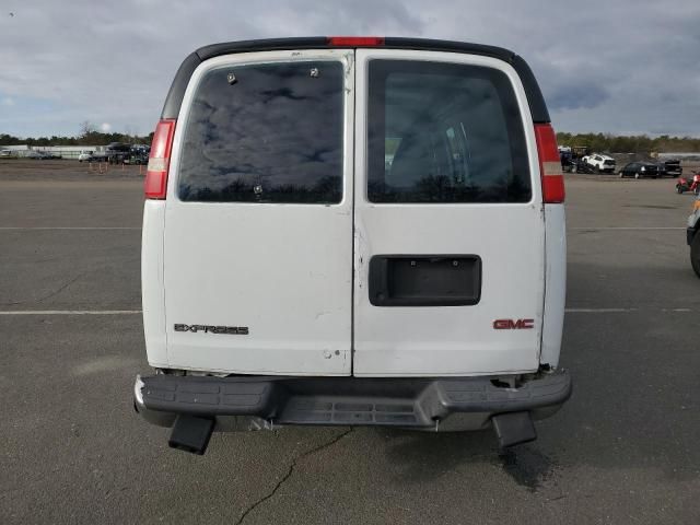 2014 GMC Savana G2500