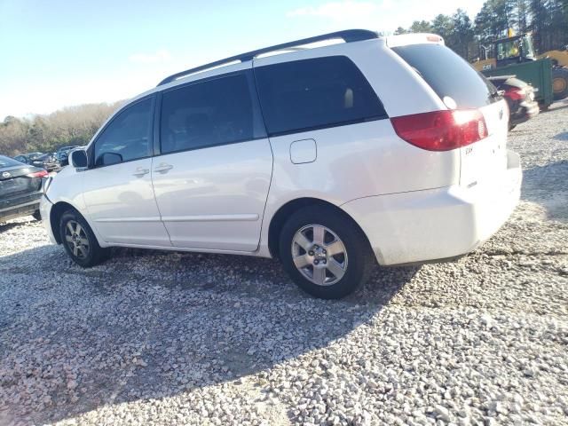 2006 Toyota Sienna XLE