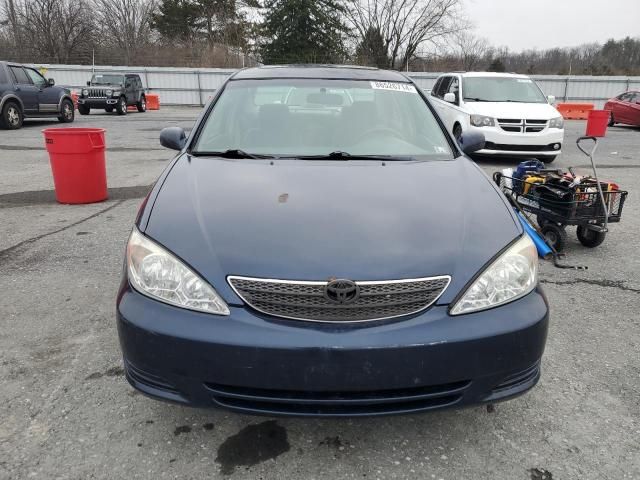 2004 Toyota Camry LE