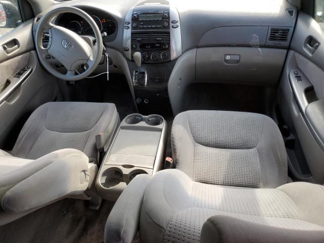 2006 Toyota Sienna CE