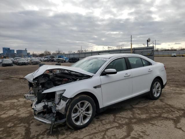 2017 Ford Taurus SEL