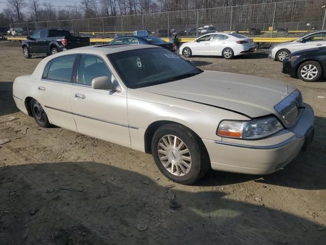 2004 Lincoln Town Car Ultimate