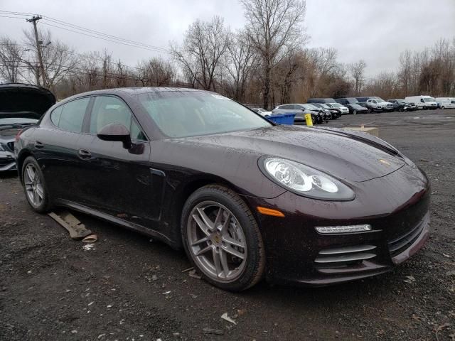 2016 Porsche Panamera 2