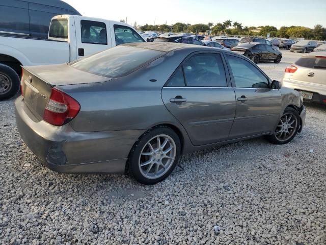 2004 Toyota Camry LE