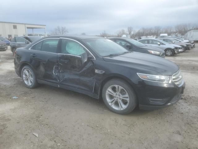 2016 Ford Taurus SEL