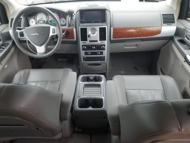 2008 Chrysler Town & Country Touring