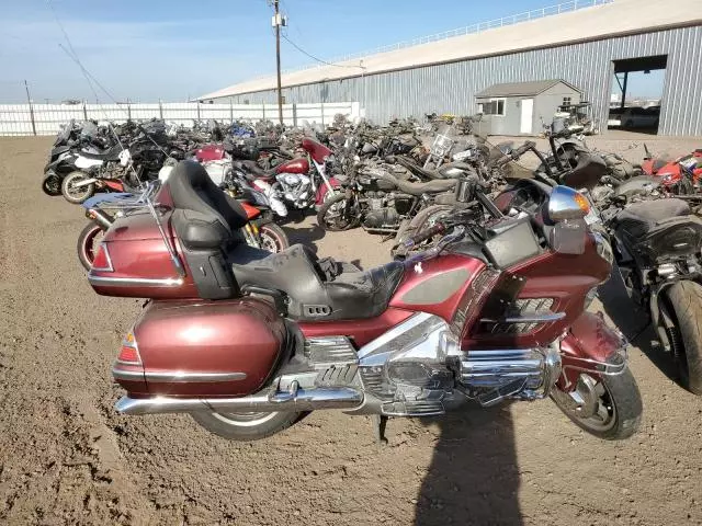 2005 Honda GL1800