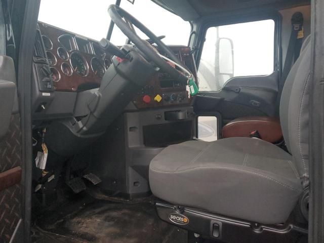 2015 Mack 600 CXU600