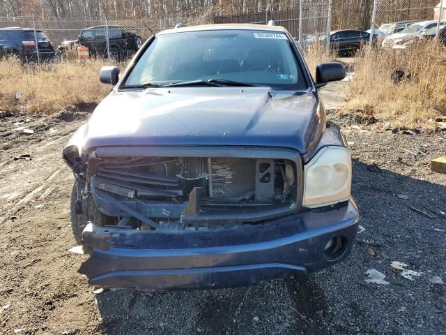 2005 Dodge Durango SLT