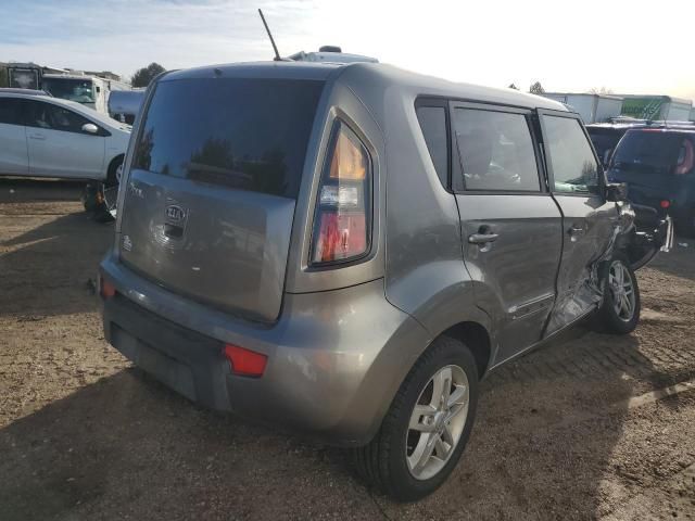 2011 KIA Soul +