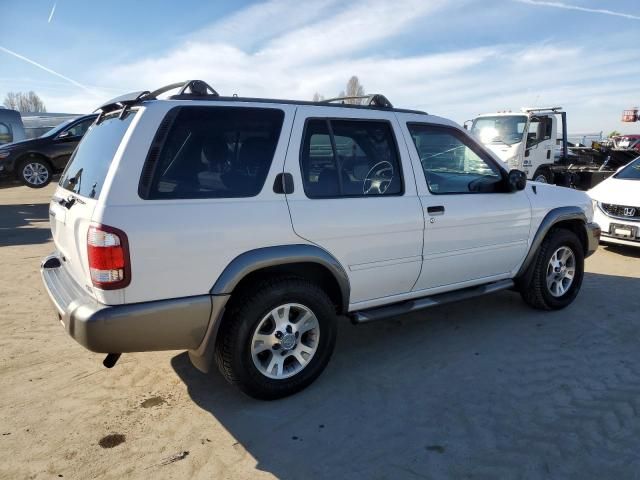 2000 Nissan Pathfinder LE