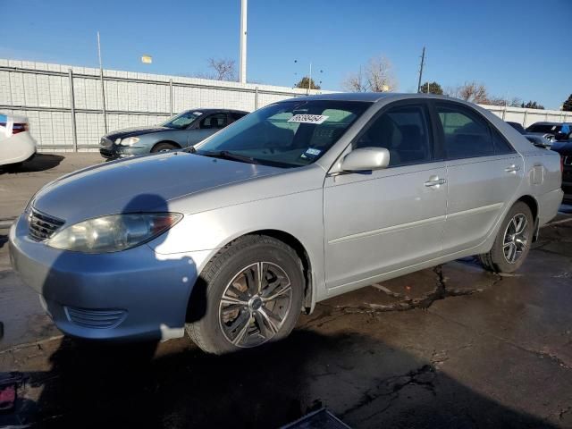 2005 Toyota Camry LE