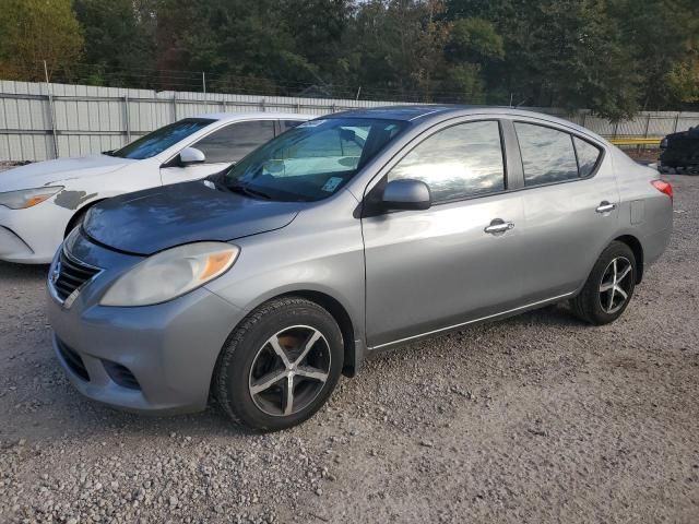 2013 Nissan Versa S