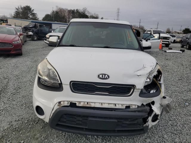 2013 KIA Soul +