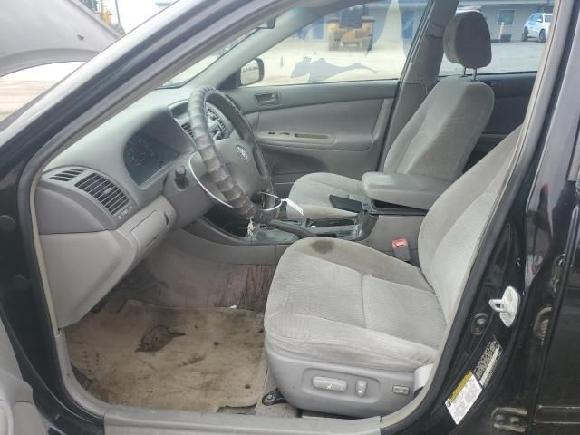 2004 Toyota Camry LE