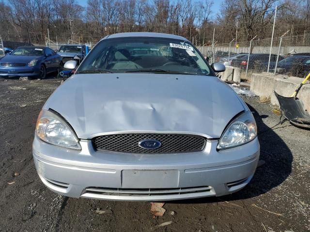 2004 Ford Taurus SES