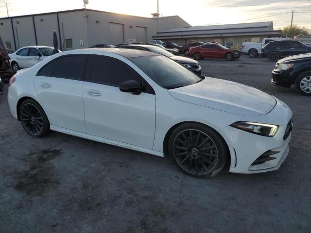 2019 Mercedes-Benz A 220