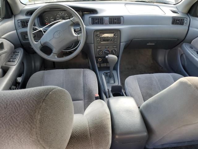 2001 Toyota Camry CE