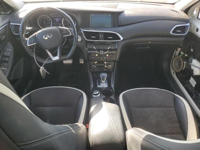 2017 Infiniti QX30 Base