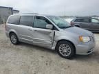 2016 Chrysler Town & Country Touring L