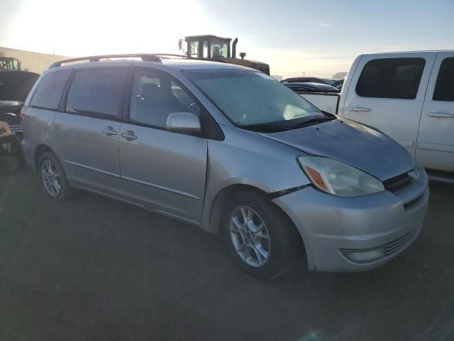 2004 Toyota Sienna XLE