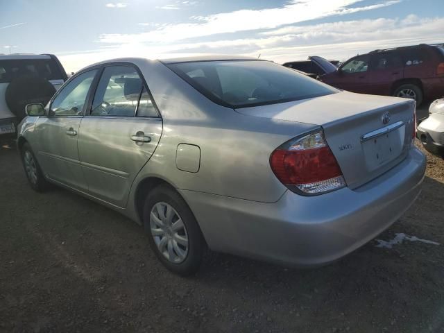 2005 Toyota Camry LE