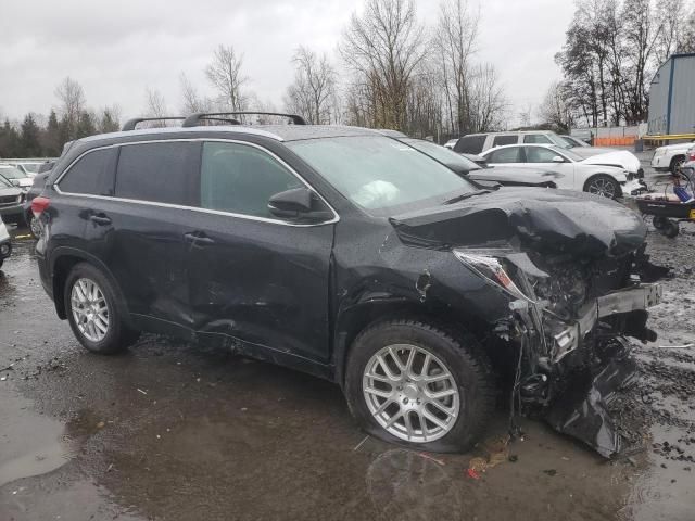 2017 Toyota Highlander SE