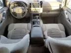 2005 Nissan Pathfinder LE