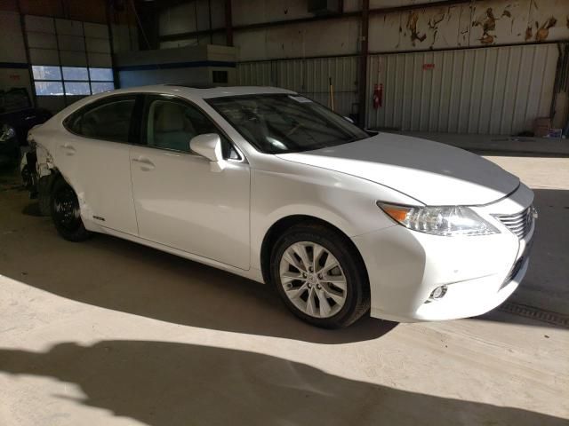 2015 Lexus ES 300H